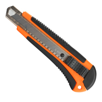 Нож строительный PATRIOT, CKA-182, с выдвижным сегментированным лезвием, автофиксатор, двухкомпонентный пластиковый корпус,18мм, арт. 350004415